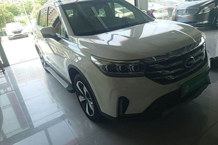 Used GAC Trumpchi GS4 2018 235T Automatic Two-Wheel Drive Luxury Smart Connectivity Version Front Right 45 Deg