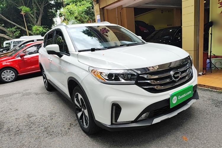Used GAC Trumpchi GS4 2018 235T Automatic Two-Wheel Drive Luxury Smart Connectivity Version Front Right 45 Deg