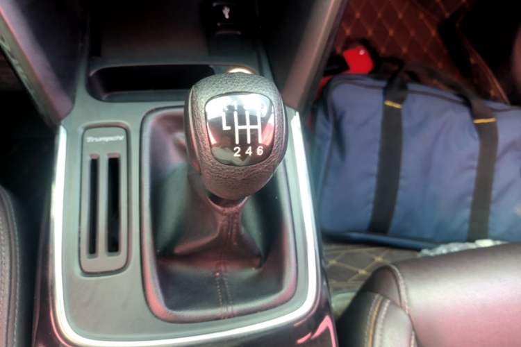 Used GAC Trumpchi GS4 2018 235T Manual Two-Wheel Drive Elite Edition Gear Lever