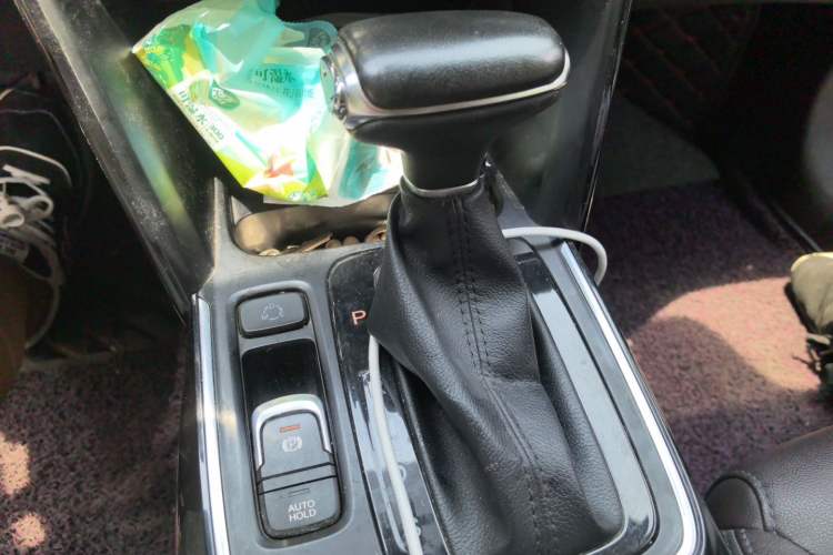 Used GAC Trumpchi GS4 2018 235T Automatic Two-Wheel Drive Luxury Smart Connectivity Millionth Anniversary Edition Gear Lever