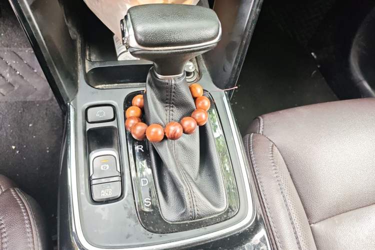 Used GAC Trumpchi GS4 2018 235T Automatic Two-Wheel Drive Luxury Smart Connectivity Version Gear Lever