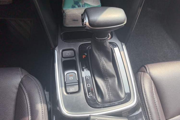 Used GAC Trumpchi GS4 2018 235T Automatic Two-Wheel Drive Elite Millionth Anniversary Edition Gear Lever
