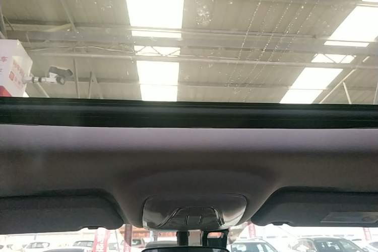 Used GAC Trumpchi GS4 2018 235T Manual Two-Wheel Drive Luxury Edition Headliner