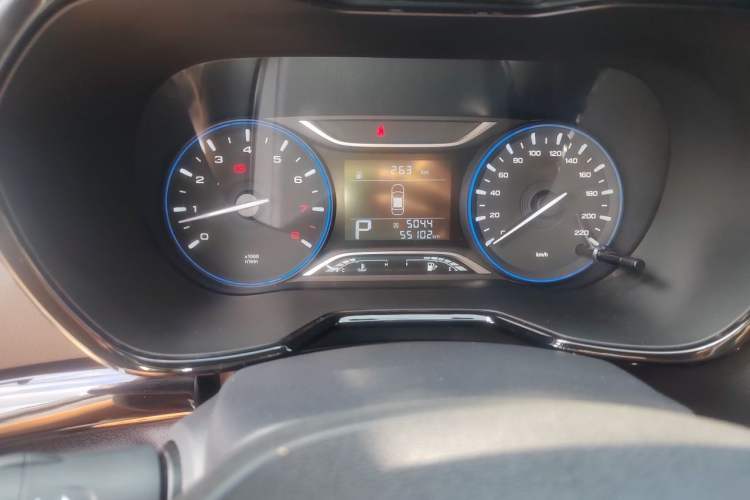 Used GAC Trumpchi GS4 2018 235T Automatic Two-Wheel Drive Elite Millionth Anniversary Edition Instrument Cluster