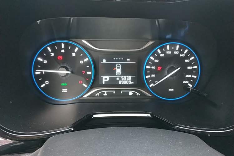 Used GAC Trumpchi GS4 2018 235T Automatic Two-Wheel Drive Elite Edition Instrument Cluster