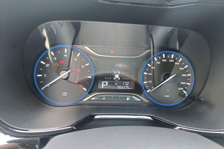 Used GAC Trumpchi GS4 2018 235T Automatic Two-Wheel Drive Luxury Smart Connectivity Millionth Anniversary Edition Instrument Cluster