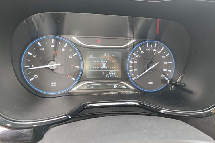 Used GAC Trumpchi GS4 2018 235T Manual Two-Wheel Drive Luxury Edition Instrument Cluster