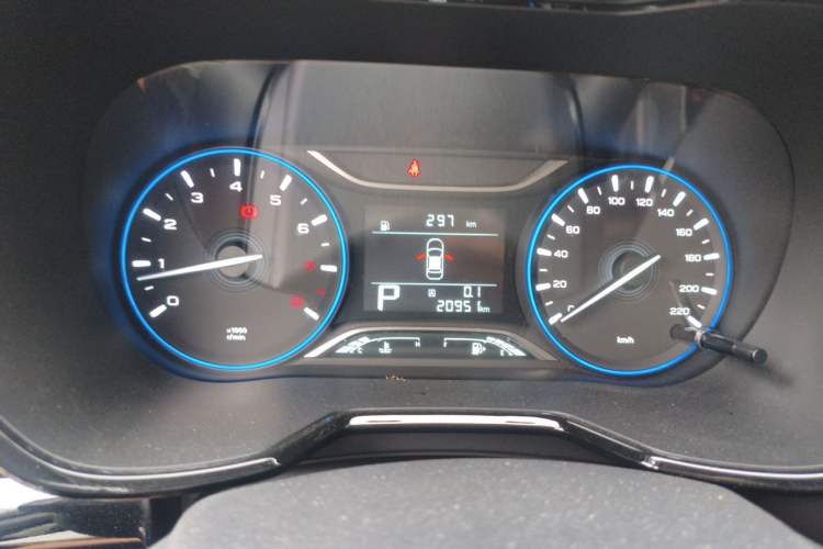 Used GAC Trumpchi GS4 2018 200T G-DCT Two-Wheel Drive Elite Edition Instrument Cluster