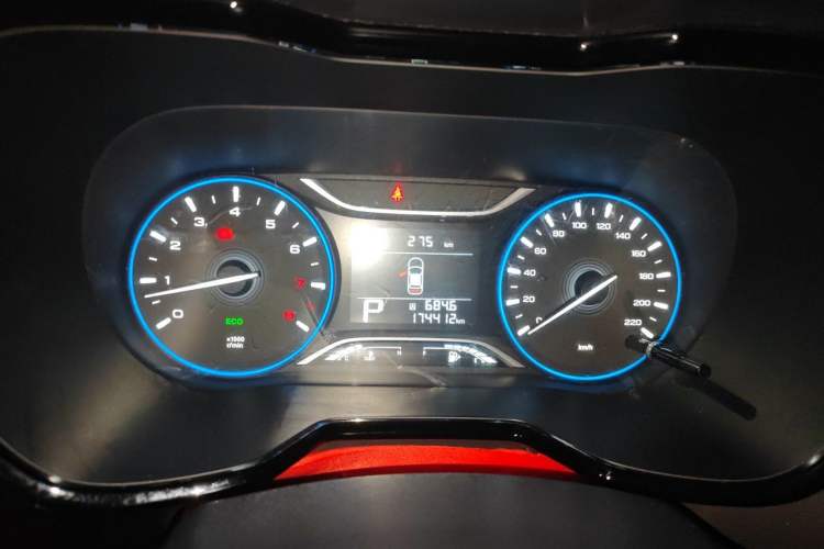 Used GAC Trumpchi GS4 2018 235T Automatic Two-Wheel Drive Elite Edition Instrument Cluster