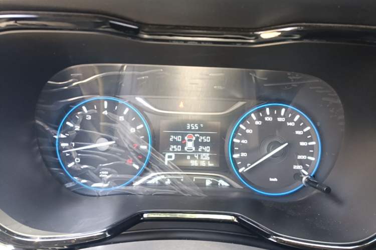 Used GAC Trumpchi GS4 2018 235T Automatic Two-Wheel Drive Luxury Smart Connectivity Version Instrument Cluster