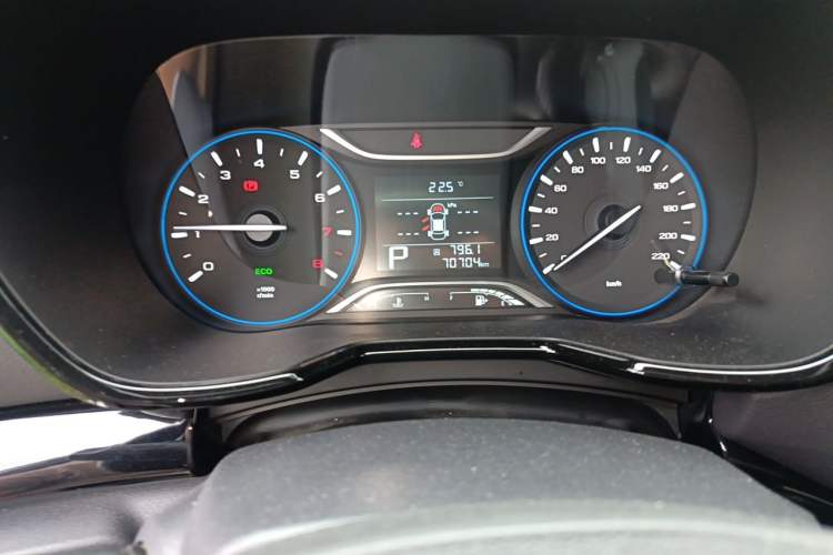 Used GAC Trumpchi GS4 2018 235T Automatic Two-Wheel Drive Luxury Smart Connectivity Millionth Anniversary Edition Instrument Cluster