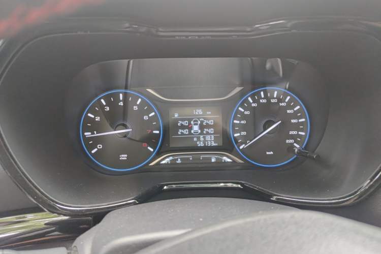 Used GAC Trumpchi GS4 2018 235T Automatic Two-Wheel Drive Elite Millionth Anniversary Edition Instrument Cluster