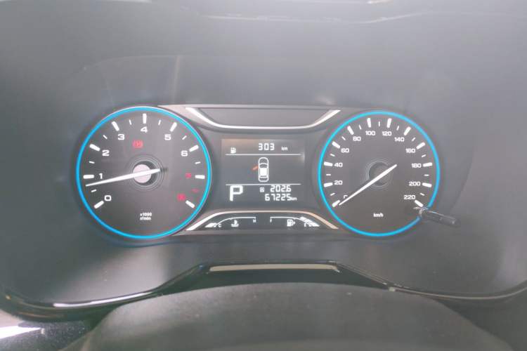 Used GAC Trumpchi GS4 2018 235T Automatic Two-Wheel Drive Elite Millionth Anniversary Edition Instrument Cluster