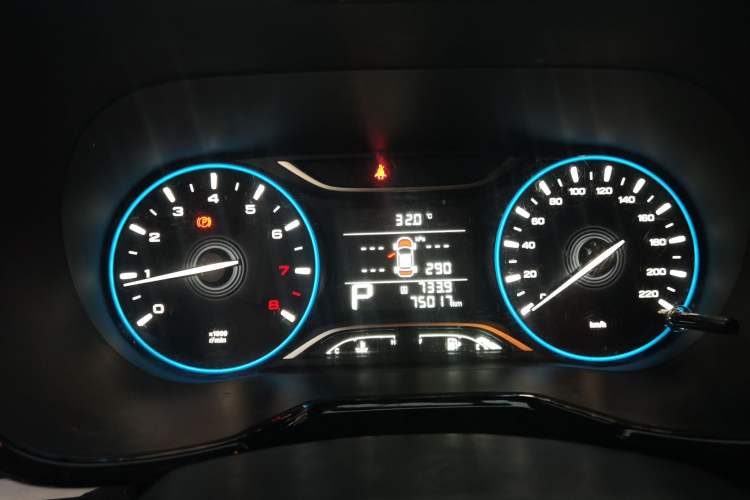 Used GAC Trumpchi GS4 2018 235T Automatic Two-Wheel Drive Luxury Smart Connectivity Version Instrument Cluster