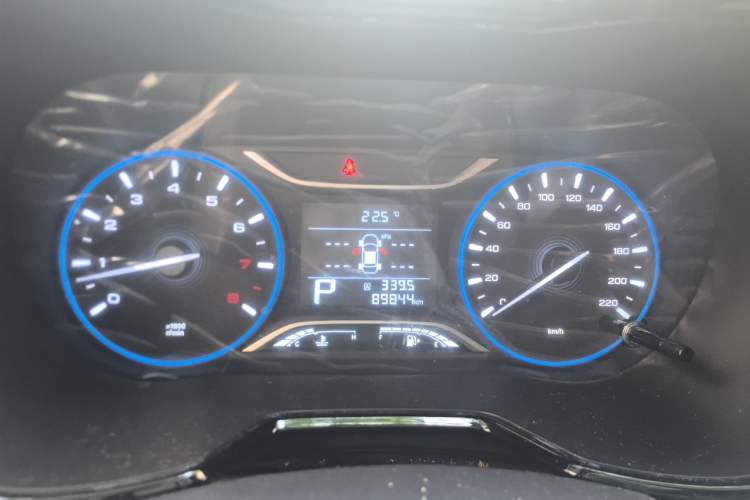 Used GAC Trumpchi GS4 2018 235T Automatic Two-Wheel Drive Luxury Smart Connectivity Version Instrument Cluster