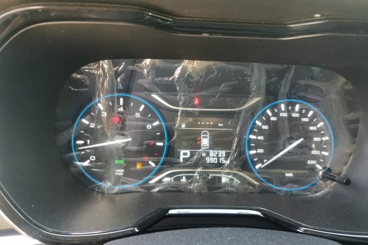 Used GAC Trumpchi GS4 2018 235T Automatic Two-Wheel Drive Elite Millionth Anniversary Edition Instrument Cluster