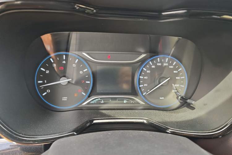 Used GAC Trumpchi GS4 2018 235T Automatic Two-Wheel Drive Elite Millionth Anniversary Edition Instrument Cluster