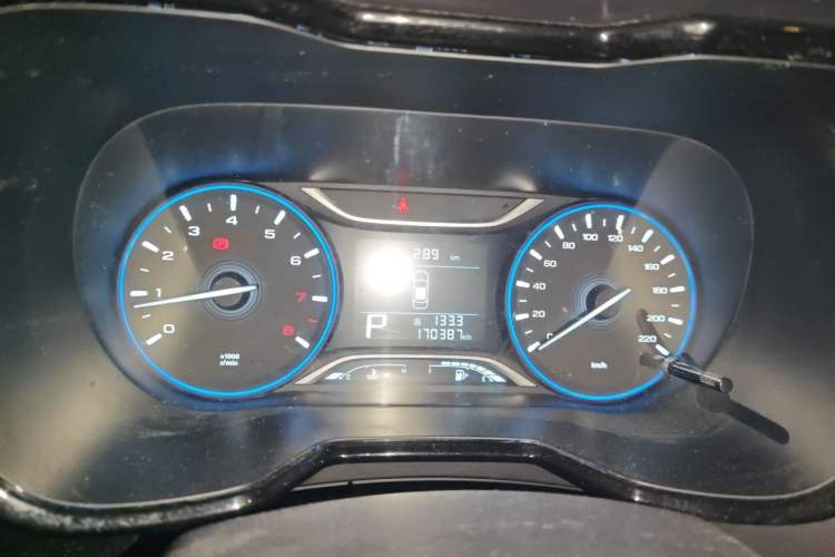 Used GAC Trumpchi GS4 2018 235T Automatic Two-Wheel Drive Elite Millionth Anniversary Edition Instrument Cluster