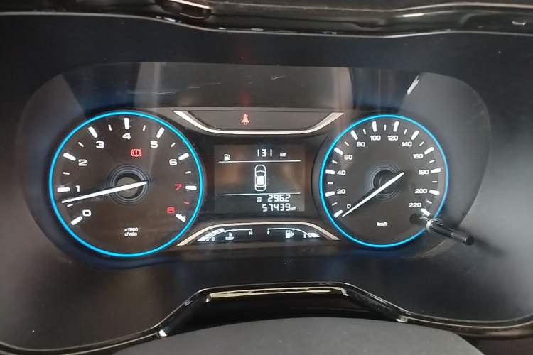 Used GAC Trumpchi GS4 2018 200T Manual Two-Wheel Drive Comfort Edition Instrument Cluster