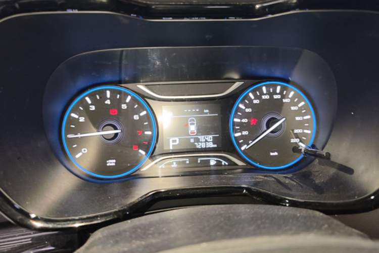 Used GAC Trumpchi GS4 2018 200T G-DCT Two-Wheel Drive Elite Edition Instrument Cluster