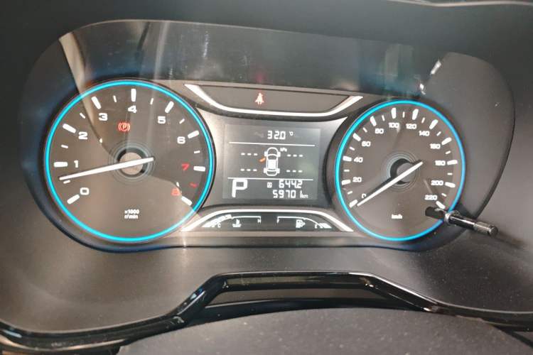 Used GAC Trumpchi GS4 2018 235T Automatic Two-Wheel Drive Luxury Smart Connectivity Millionth Anniversary Edition Instrument Cluster