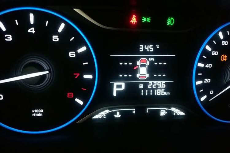 Used GAC Trumpchi GS4 2018 235T Automatic Two-Wheel Drive Luxury Smart Connectivity Millionth Anniversary Edition Instrument Cluster