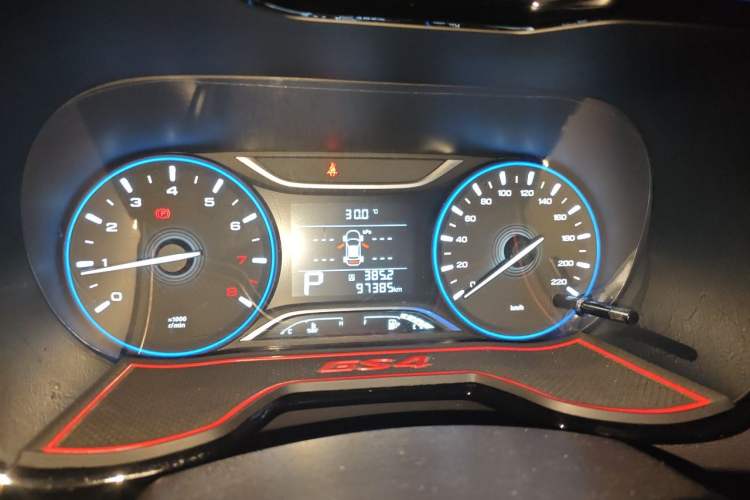 Used GAC Trumpchi GS4 2018 235T Automatic Two-Wheel Drive Luxury Smart Connectivity Version Instrument Cluster