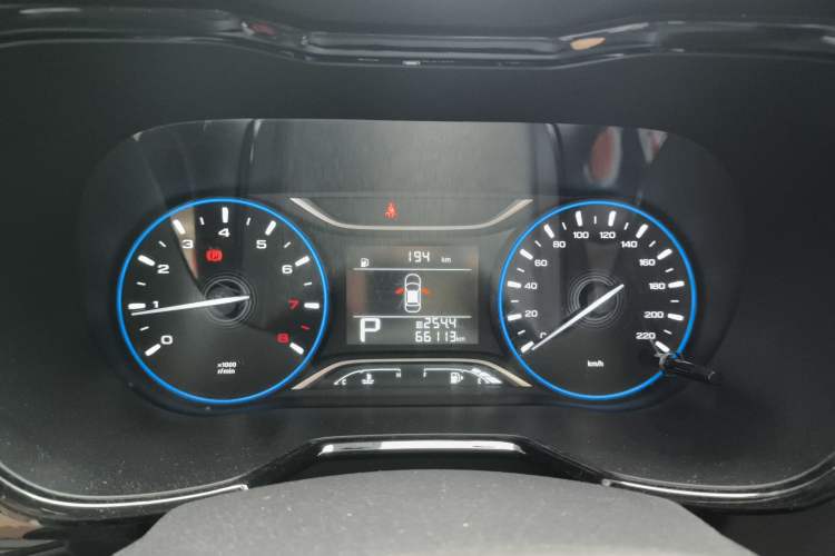 Used GAC Trumpchi GS4 2018 235T Automatic Two-Wheel Drive Elite Millionth Anniversary Edition Instrument Cluster