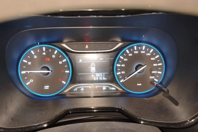 Used GAC Trumpchi GS4 2018 200T Manual Two-Wheel Drive Elite Edition Instrument Cluster