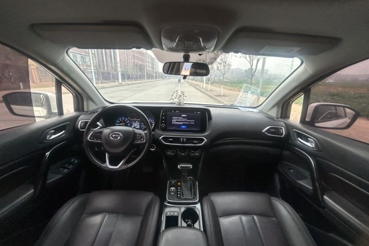 Used GAC Trumpchi GS4 2018 235T Automatic Two-Wheel Drive Luxury Smart Connectivity Version Interior 2