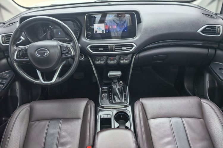 Used GAC Trumpchi GS4 2018 235T Automatic Two-Wheel-Drive Supreme Edition Interior 2