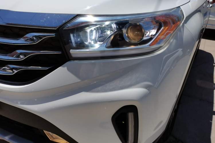 Used GAC Trumpchi GS4 2018 200T G-DCT Two-Wheel Drive Elite Edition Left Front Headlight
