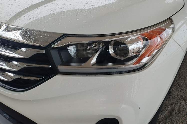Used GAC Trumpchi GS4 2018 200T Manual Two-Wheel Drive Comfort Edition Left Front Headlight