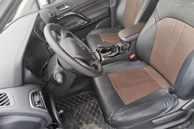 Used GAC Trumpchi GS4 2018 200T G-DCT Two-Wheel Drive Comfort Edition Left Front Seat