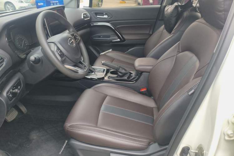 Used GAC Trumpchi GS4 2018 200T G-DCT Two-Wheel Drive Elite Edition Left Front Seat