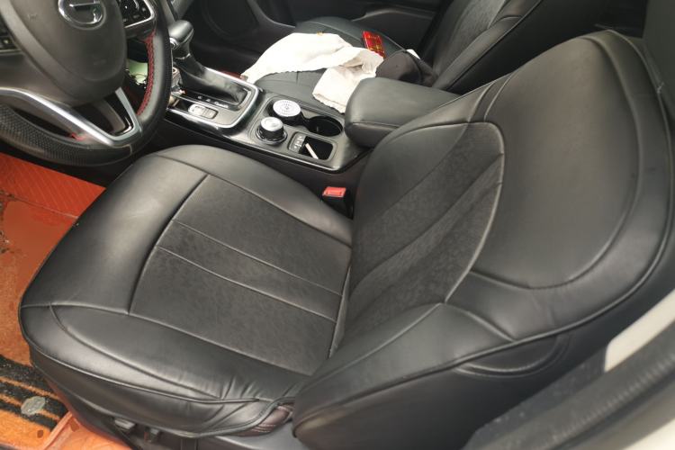 Used GAC Trumpchi GS4 2018 235T Automatic All-Wheel Drive Luxury Smart Connectivity Model Left Front Seat