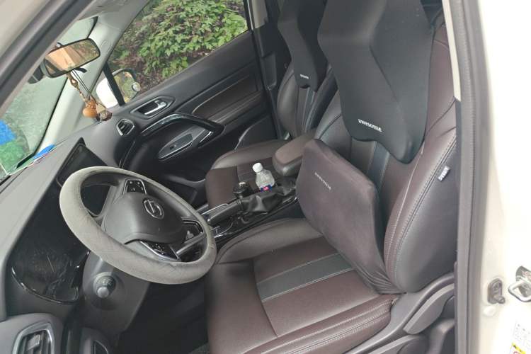 Used GAC Trumpchi GS4 2018 200T G-DCT Two-Wheel Drive Elite Edition Left Front Seat