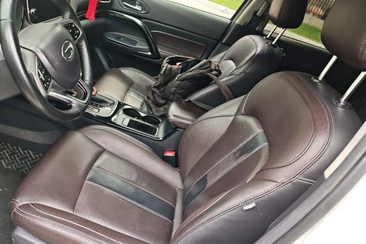 Used GAC Trumpchi GS4 2018 235T Automatic Two-Wheel Drive Luxury Smart Connectivity Version Left Front Seat