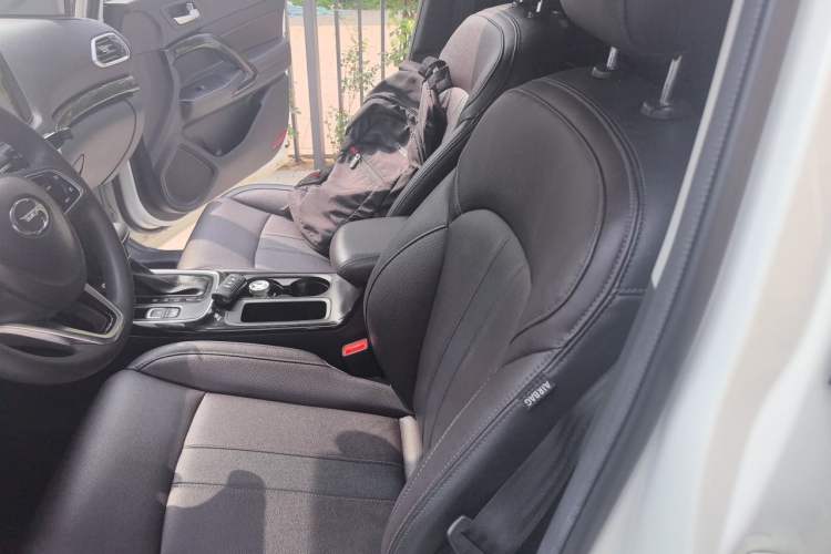 Used GAC Trumpchi GS4 2018 235T Automatic Two-Wheel Drive Elite Millionth Anniversary Edition Left Front Seat