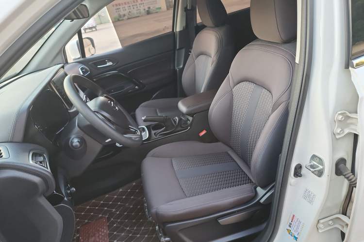 Used GAC Trumpchi GS4 2018 200T G-DCT Two-Wheel Drive Comfort Edition Left Front Seat