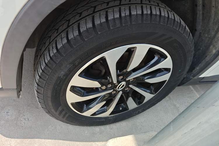 Used GAC Trumpchi GS4 2018 235T Manual Two-Wheel Drive Elite Edition Left Front Wheel Hub