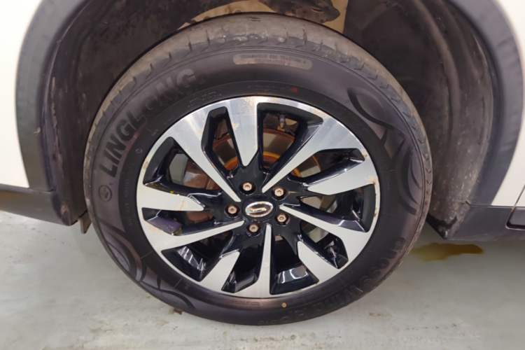 Used GAC Trumpchi GS4 2018 200T G-DCT Two-Wheel Drive Elite Edition Left Front Wheel Hub