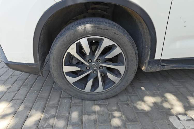 Used GAC Trumpchi GS4 2018 235T Automatic Two-Wheel Drive Elite Edition Left Front Wheel Hub