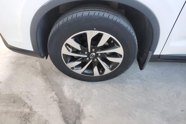 Used GAC Trumpchi GS4 2018 200T G-DCT Two-Wheel Drive Comfort Edition Left Front Wheel Hub