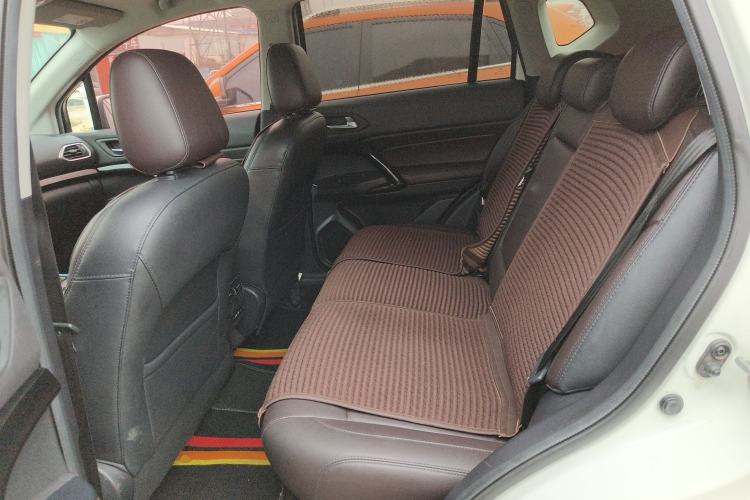 Used GAC Trumpchi GS4 2018 235T Automatic Two-Wheel Drive Luxury Smart Connectivity Version Left Rear Seat