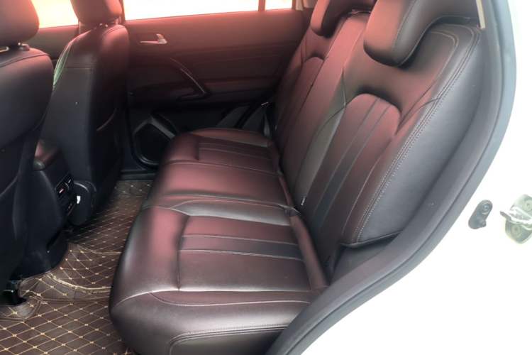 Used GAC Trumpchi GS4 2018 235T Manual Two-Wheel Drive Elite Edition Left Rear Seat