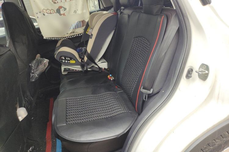 Used GAC Trumpchi GS4 2018 235T Automatic Two-Wheel Drive Elite Edition Left Rear Seat