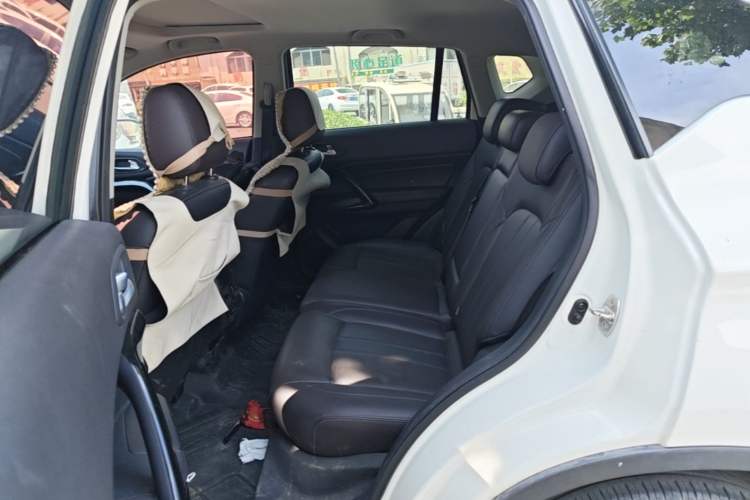 Used GAC Trumpchi GS4 2018 235T Automatic Two-Wheel Drive Elite Edition Left Rear Seat