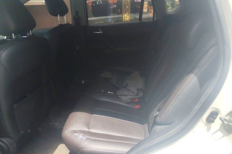 Used GAC Trumpchi GS4 2018 200T Manual Two-Wheel Drive Elite Edition Left Rear Seat