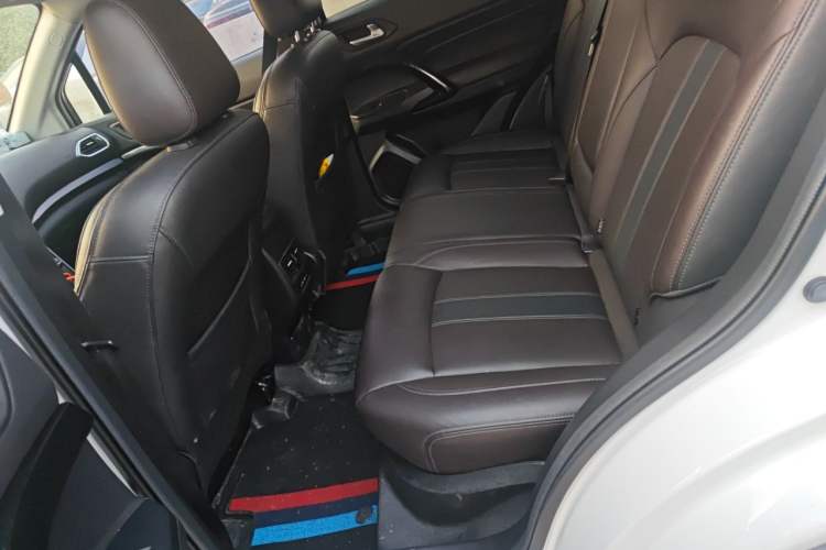 Used GAC Trumpchi GS4 2018 235T Automatic Two-Wheel Drive Elite Edition Left Rear Seat
